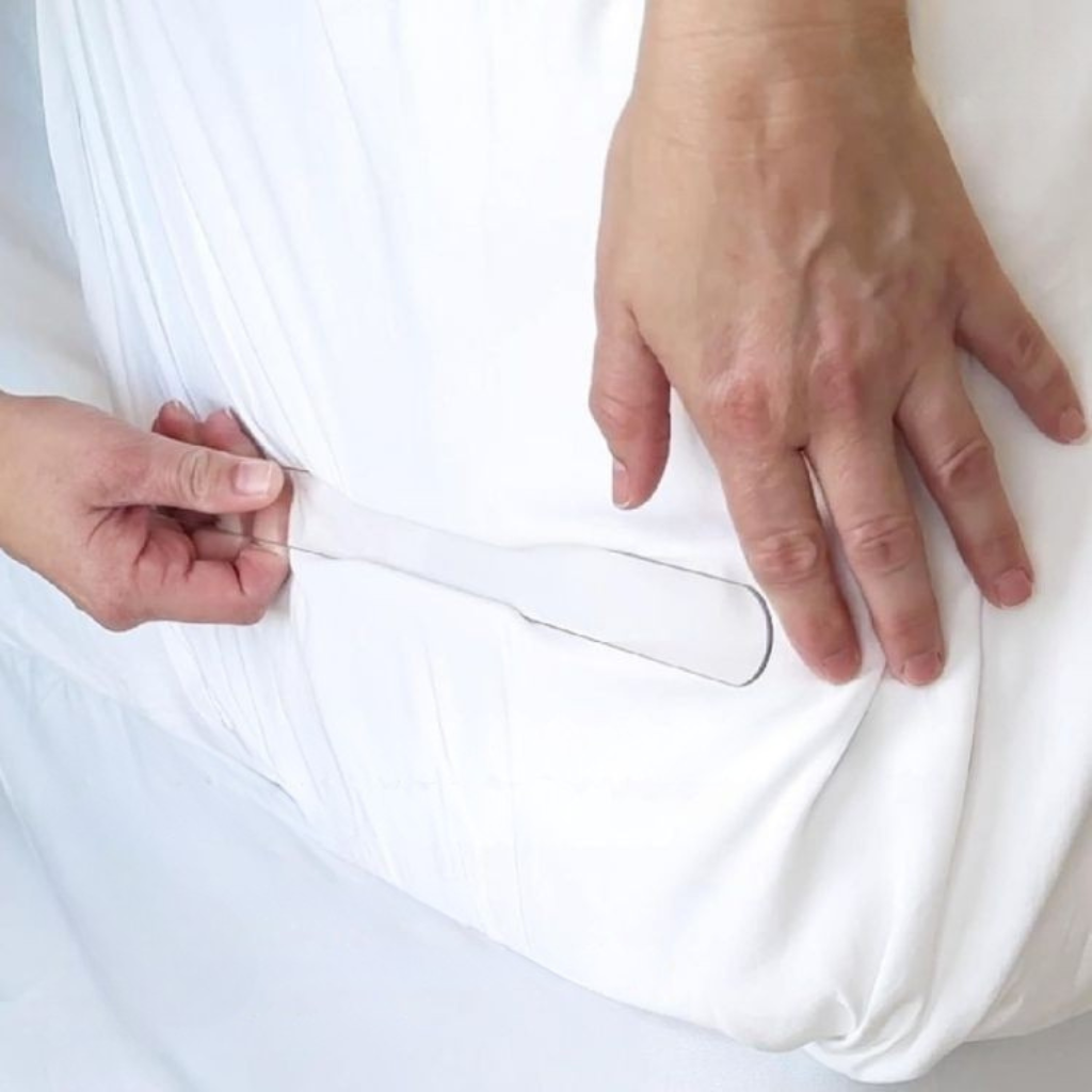 Invisible Bedsheet Fastener